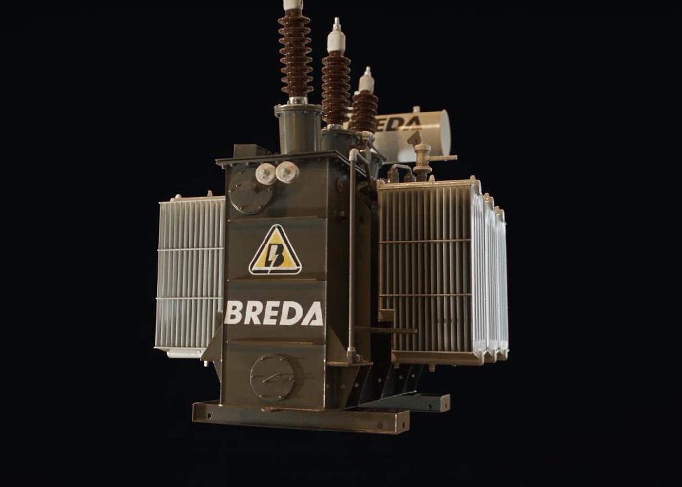 Transformador de potência BREDA, com a marca no tanque